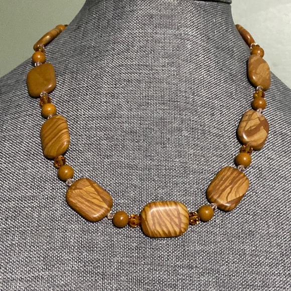 Rectangle Round Stone and Gold Clear Glass Beaded Necklace - Picture 2 of 4